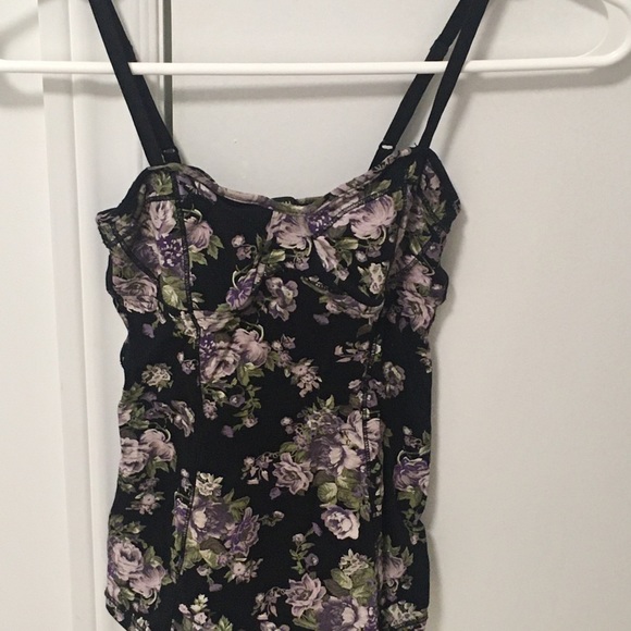 Talula Aritzia Floral Bustier Tank Top Size XXS Women's Fashion Flowers Print - Picture 2 of 5